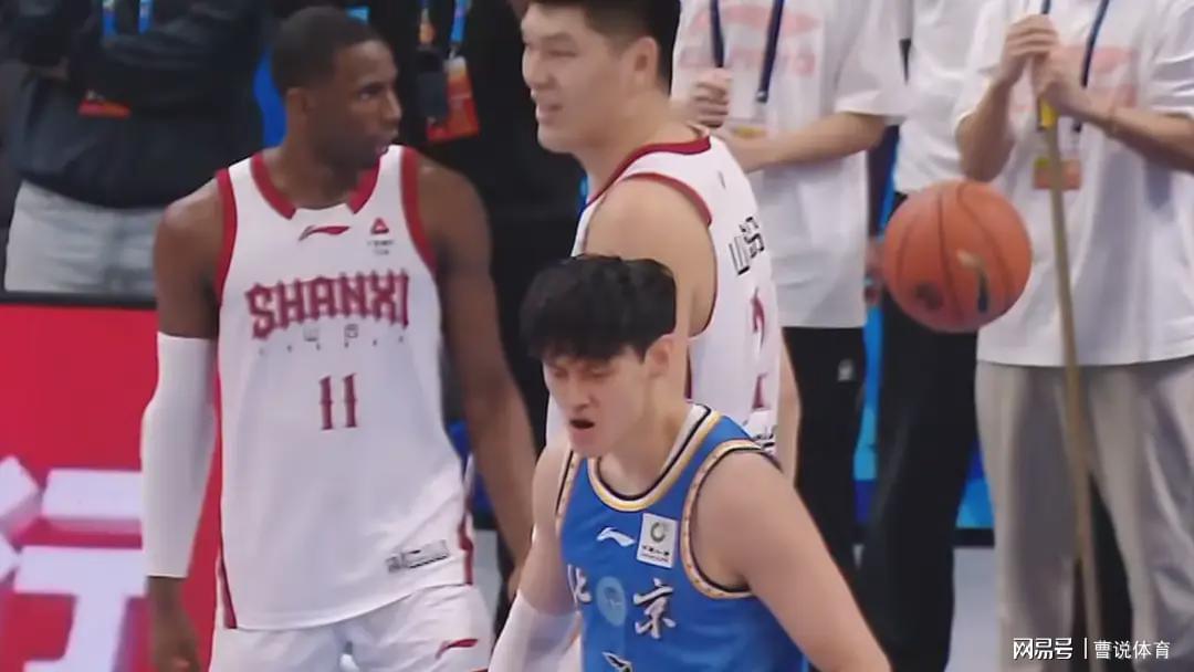 江南体育平台-破案了!北京男篮输球原因曝光,徐利民带队伤兵满营,球迷:下课