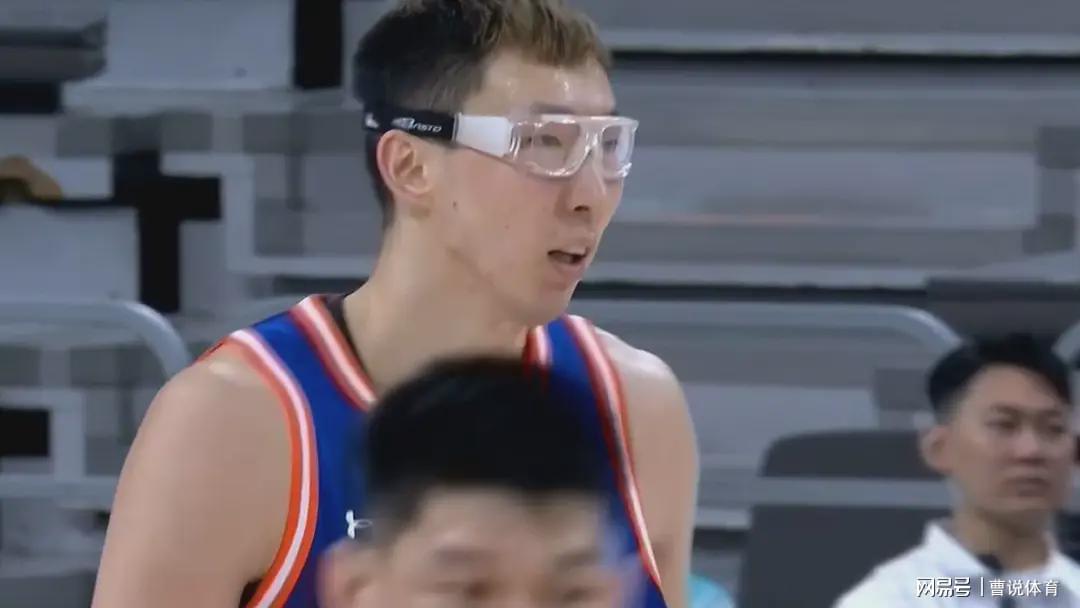 江南体育平台-破案了!北京男篮输球原因曝光,徐利民带队伤兵满营,球迷:下课